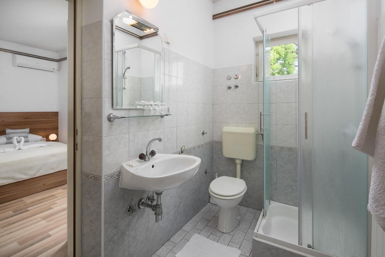 Pansion Andelko Bed & Breakfast Starigrad Paklenica Ngoại thất bức ảnh